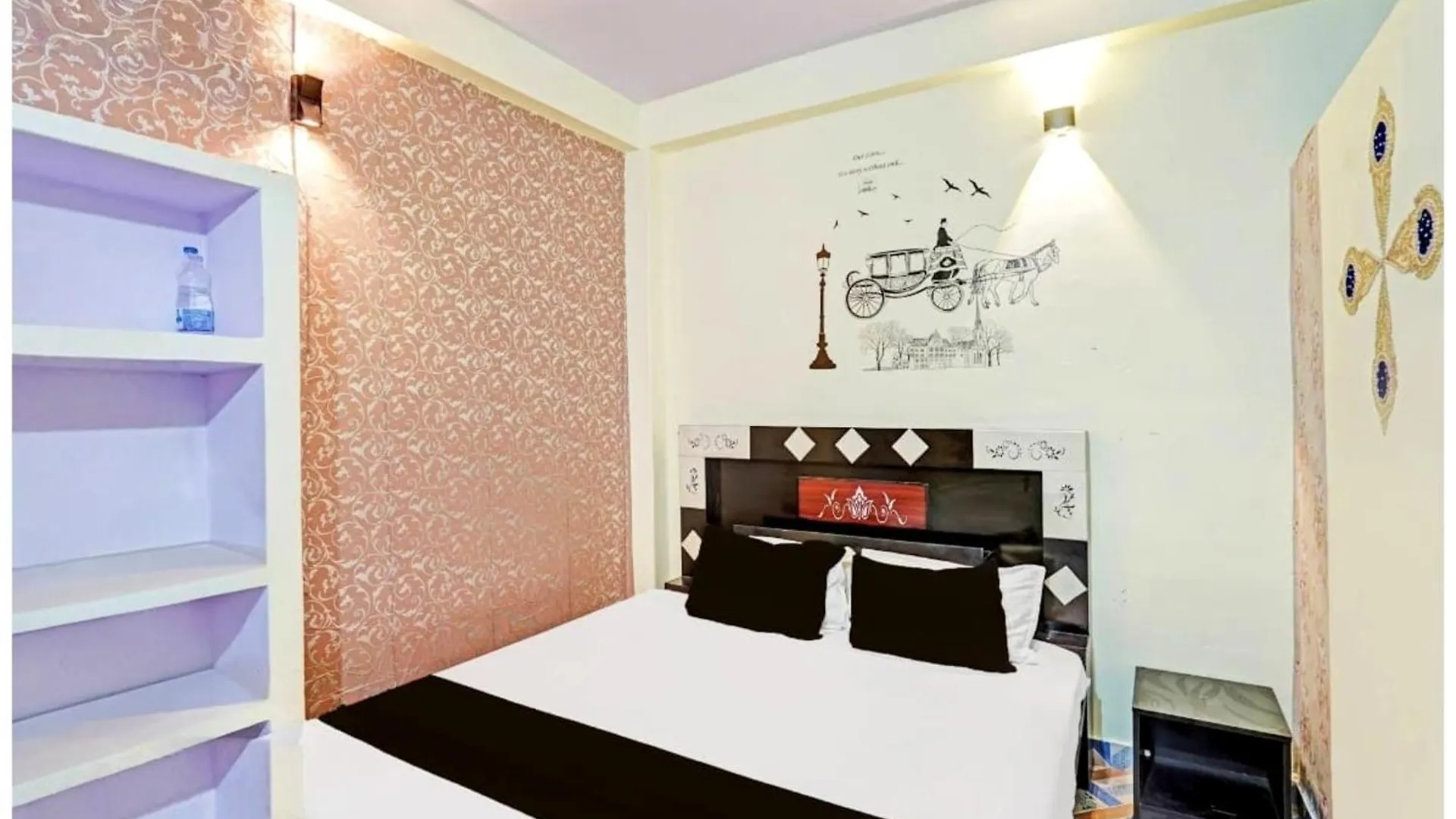 Hotel Kashi Family Stay # Near Kashi Vishwanath Temple - Free Wi-Fi And Parking - A Premium Hotel Varanasi